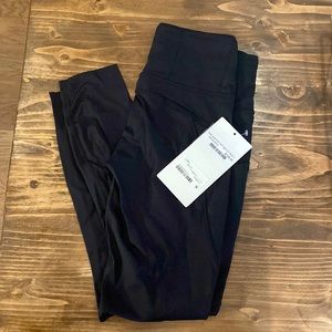 BRAND NEW Lululemon Fast and Free 25” size 4